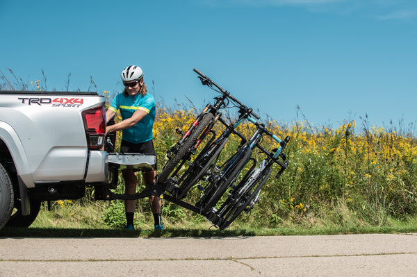 Saris Freedom 4-Bike Hitch Rack — mounted on vehicle with bikes loaded