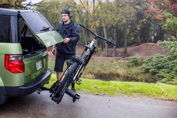 Saris MHS 1+1 Base Modular Hitch System — showing both 1¼" and 2" hitch compatibility