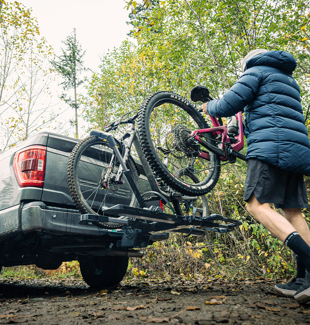 Saris Edge Hitch Rack — frame and arm construction detail