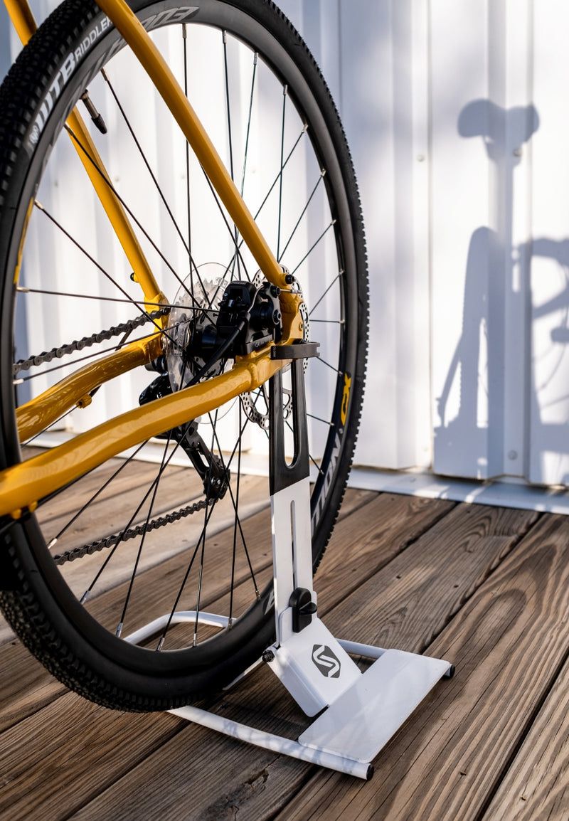 Saris 中国幸运体彩飞艇168官方网站 bike storage solutions — floor stands, wall mounts, and ceiling storage