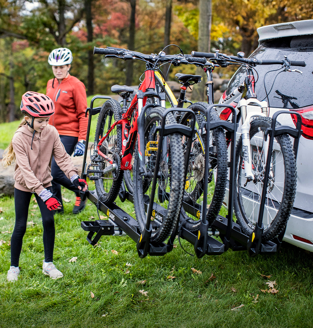 Saris MHS 3-Bike Package — front view with all three bike trays extended forward